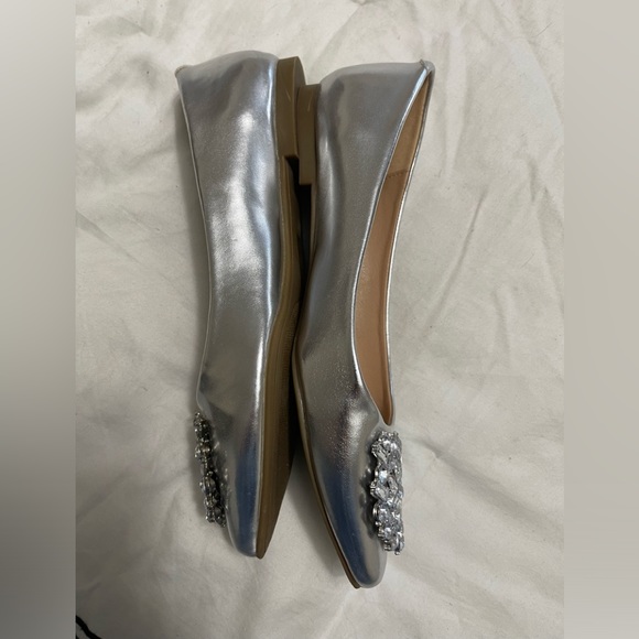 Silver flats. Excellent condition - Picture 2 of 4